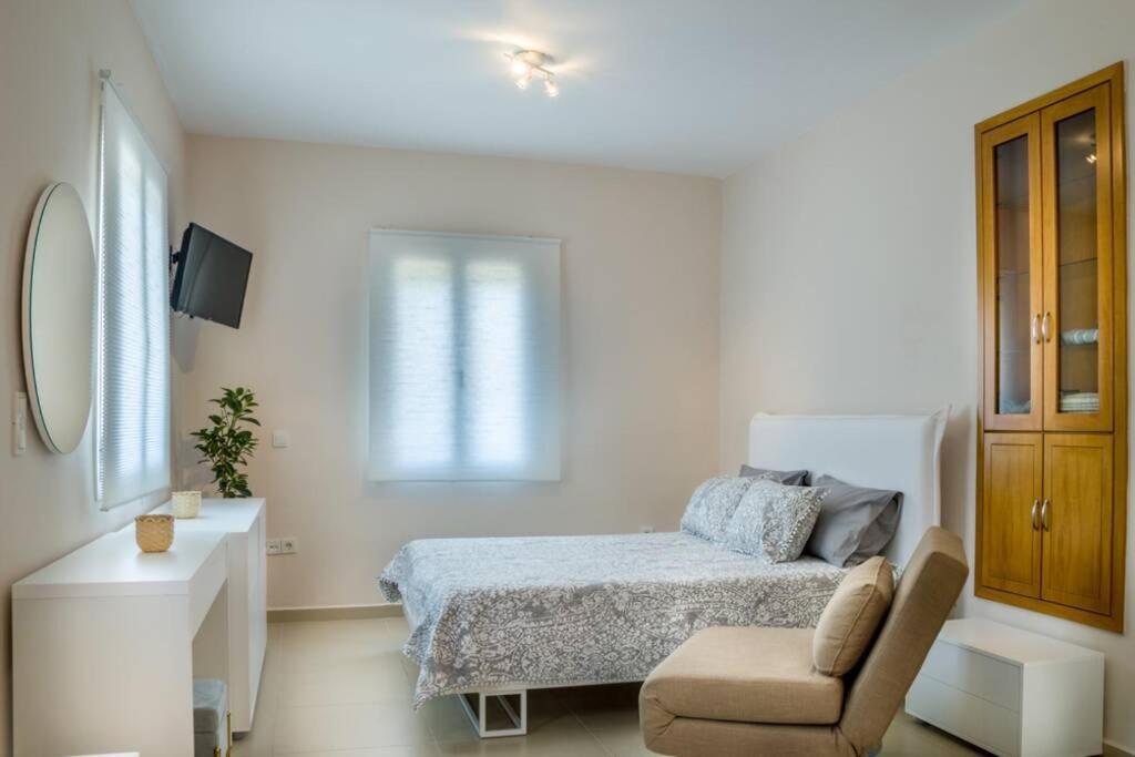 Blanca Serenidad Luxury Apartment Méthana Kültér fotó